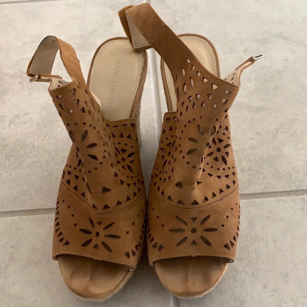 Marc Fisher Wedges